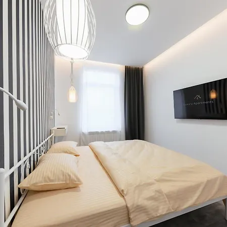 Luxury Laborca