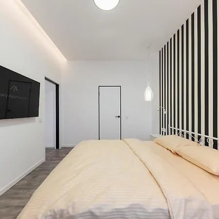 Luxury Laborca Apartament Użhorod