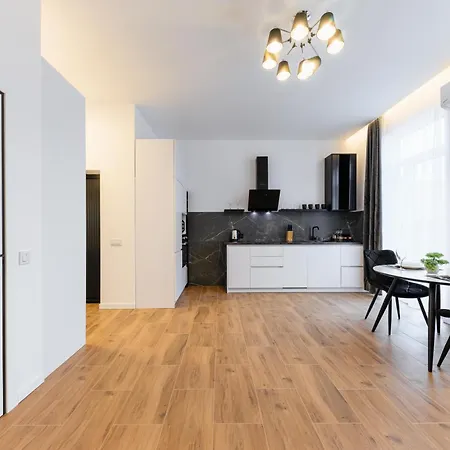 Luxury Laborca