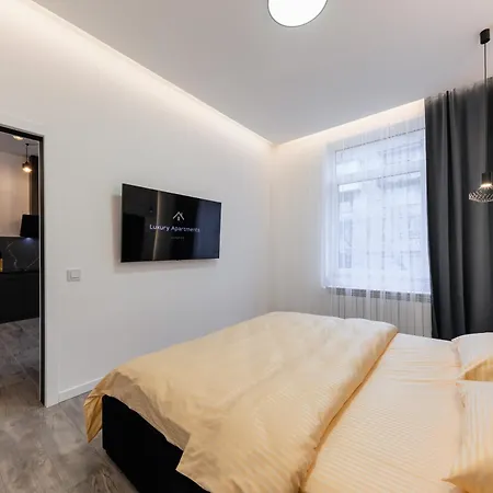 דירה Luxury Laborca אוזהורוד